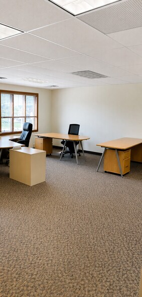 More Photos Of 160-174 S Industrial Dr, Saline Medical For Sale