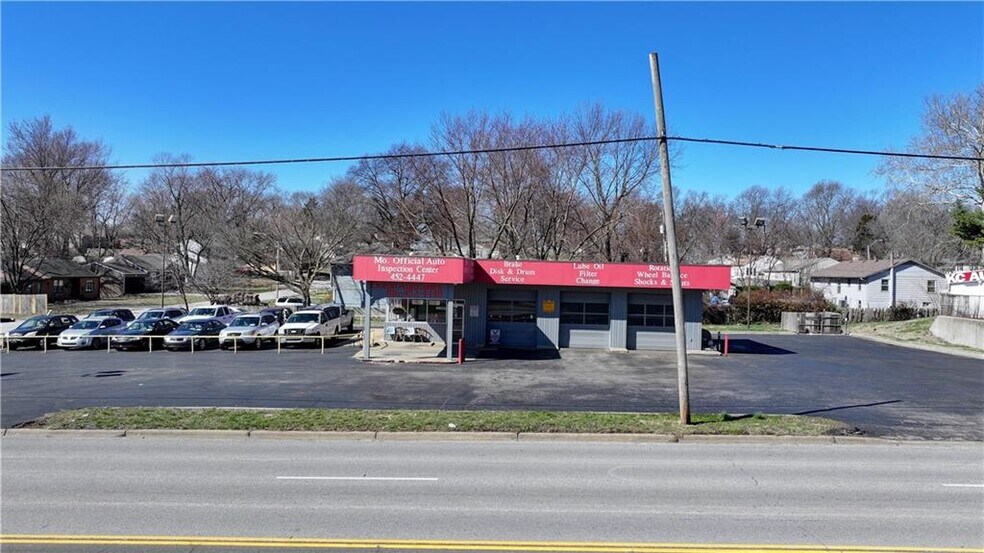 More Photos Of 4600 N Brighton Ave, Kansas City Industrial For Sale