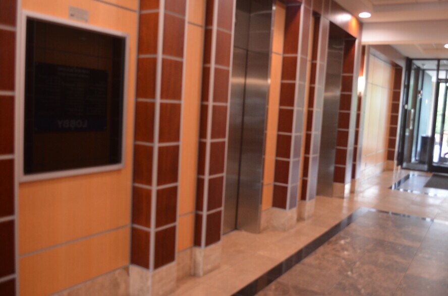 More Photos Of 438 N Frederick Ave, Gaithersburg Medical For Sale