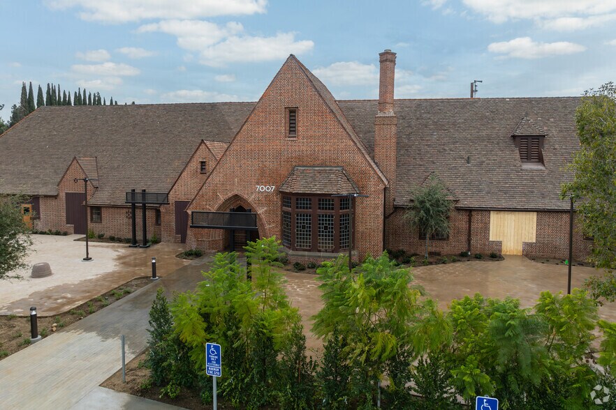 More Photos Of 7012 Walnut Grove Dr, Whittier Unknown For Lease