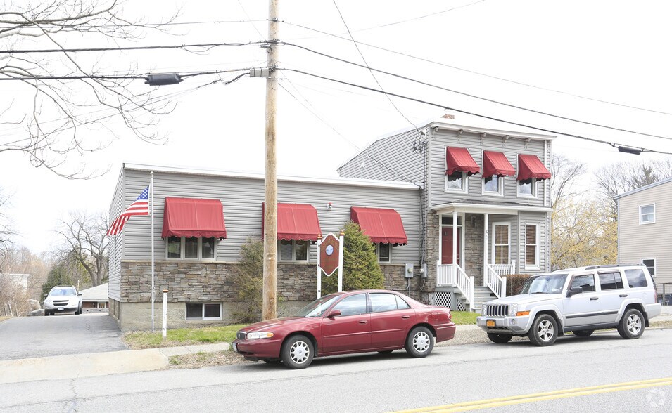 More Photos Of 45 Quassaick Ave, New Windsor Township Medical For Sale