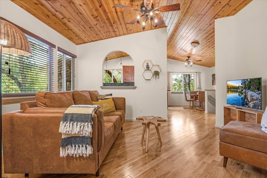 More Photos Of 29673 Rock Creek Dr, Three Rivers Specialty For Sale