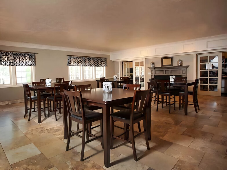 More Photos Of 375 Rainbow Ln, Midway Rehabilitation Center For Sale