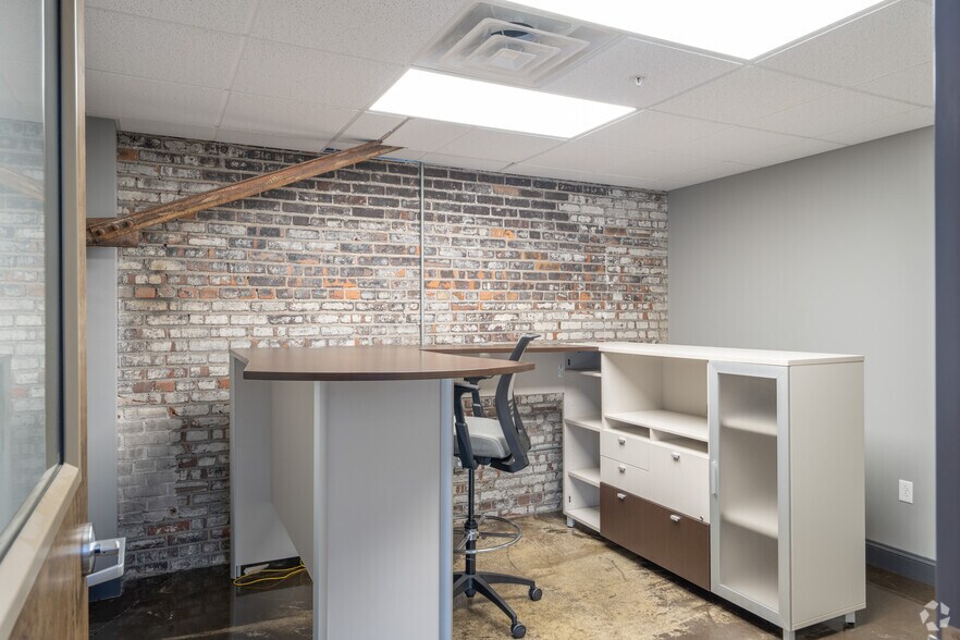 More Photos Of 155 Chandler St, Buffalo Coworking Space