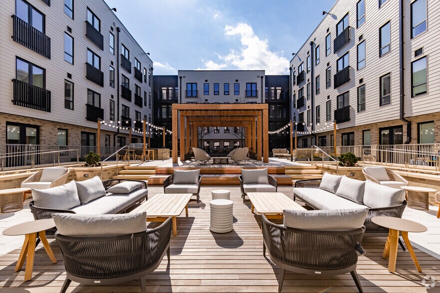 More Photos Of 2025 Fulton Pl, Reston Multifamily For Sale