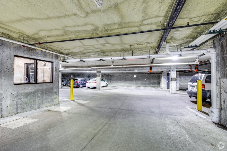 More Photos Of 1975-1977 Marshall Ave, Saint Paul Apartments For Sale