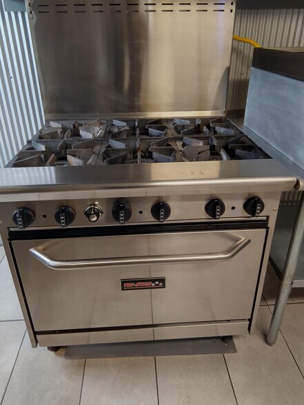 More Photos Of 108 N Main St, Spavinaw Restaurant For Sale