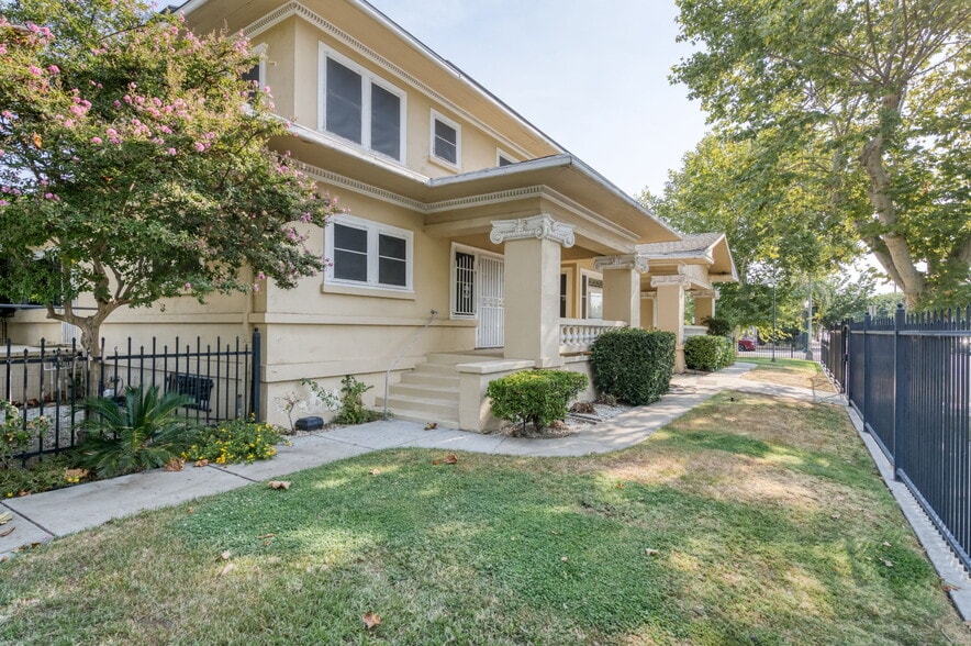 More Photos Of 807 N Van Ness Ave, Fresno Office Residential For Lease