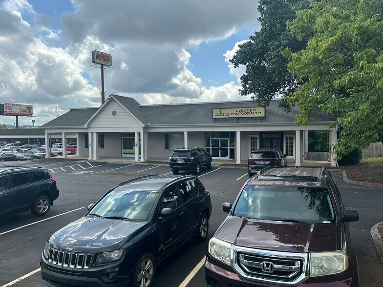 Primary Photo Of 9220 Park West Blvd, Knoxville Freestanding For Lease