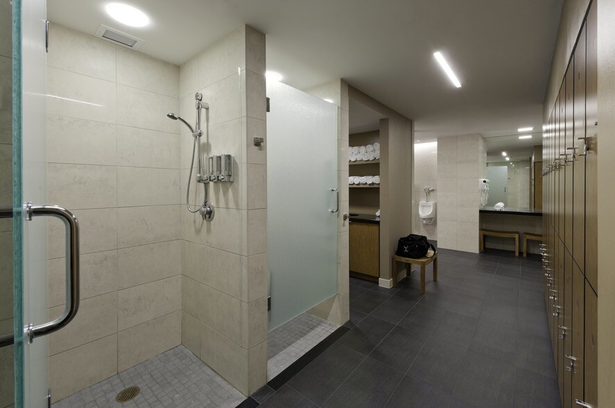 More Photos Of 1301 K St NW, Washington Office For Lease