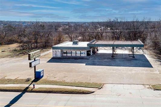 More Photos Of 401 E McElroy Rd, Stillwater Industrial For Lease