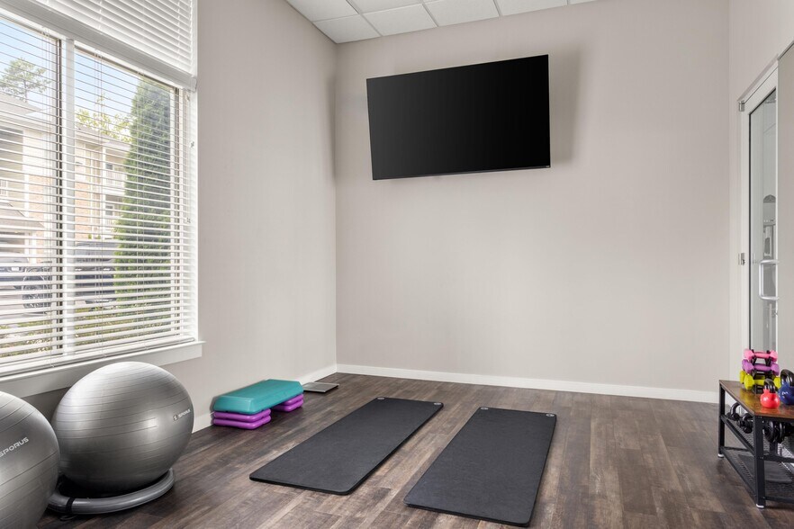 More Photos Of 14400 Palladium Dr, Midlothian Apartments For Sale