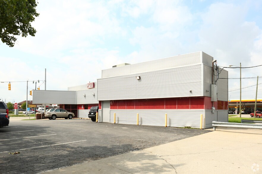 More Photos Of 15670 Southfield Rd, Allen Park Office For Sale