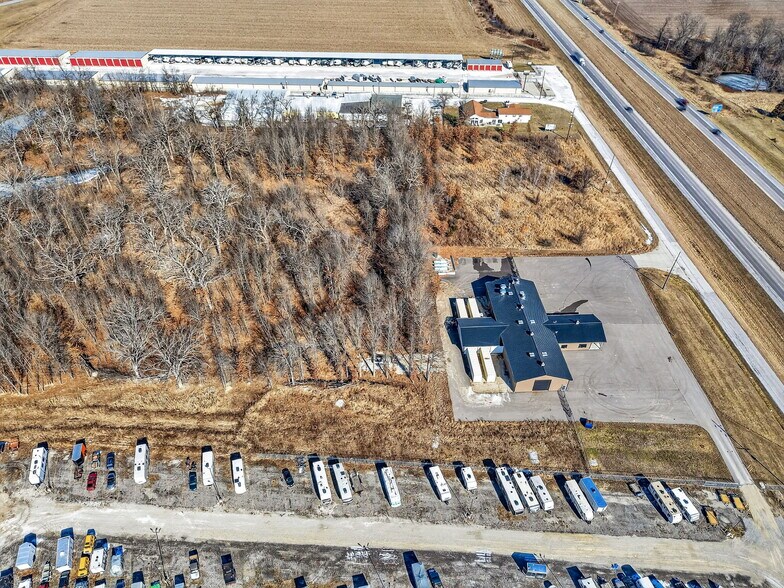 More Photos Of 1834 Outer Hwy 61 hwy, Moscow Mills Flex For Sale
