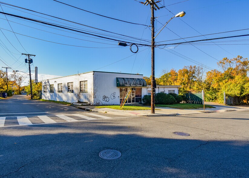 More Photos Of , Washington Unknown For Sale