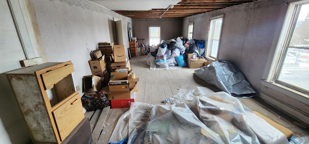 More Photos Of 4-6 Sykes St N, Meaford Apartments For Sale