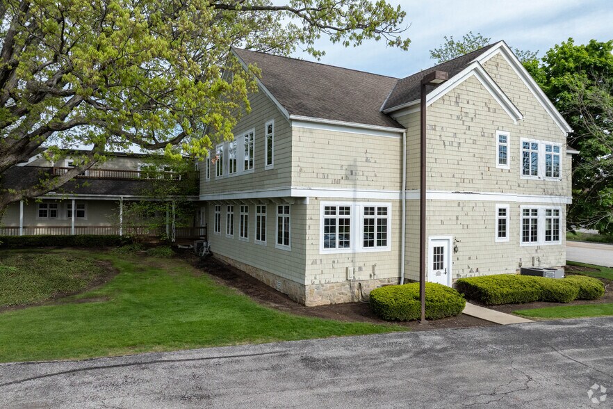 More Photos Of 6240 Som Center Rd, Solon Office For Lease