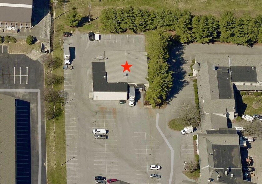 More Photos Of 2133 Lincoln Hwy E REAR, Lancaster Light Distribution For Lease
