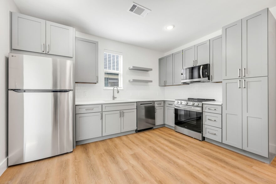 More Photos Of 5313 Reiger Ave, Dallas Apartments For Sale