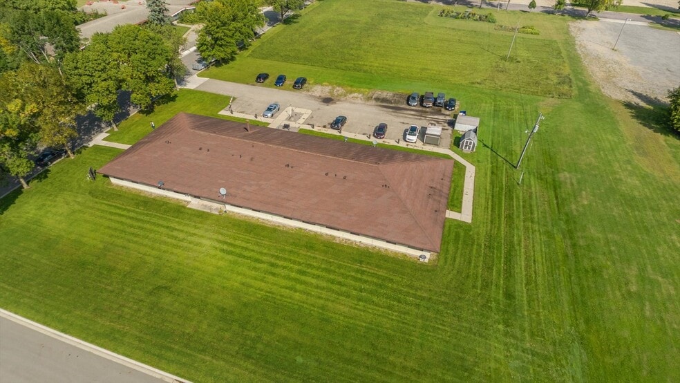 More Photos Of 23 Neptune St N, Cosmos Apartments For Sale