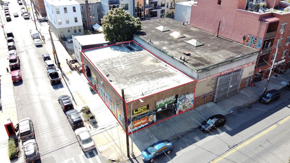 Primary Photo Of 948 Metropolitan Ave, Brooklyn Manufacturing For Sale