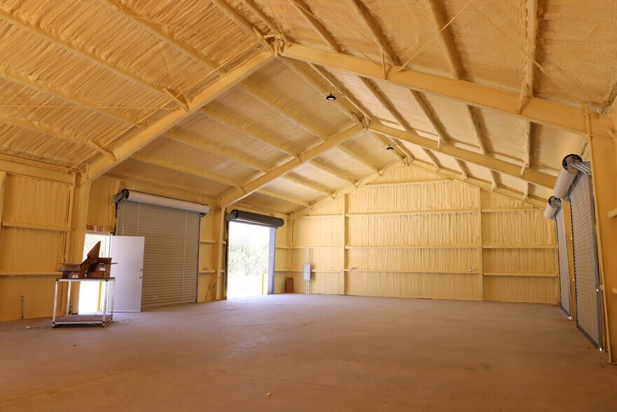 More Photos Of 606 Mill Run, Kerrville Warehouse For Lease