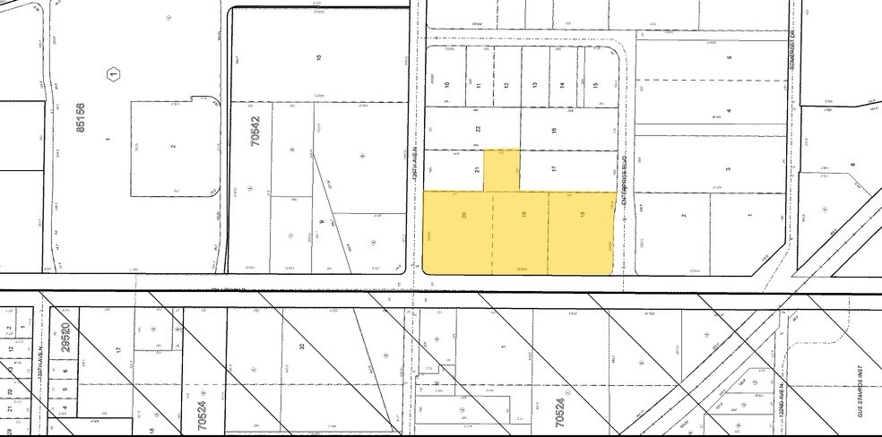 More Photos Of 12505 Starkey Rd, Largo Light Distribution For Lease