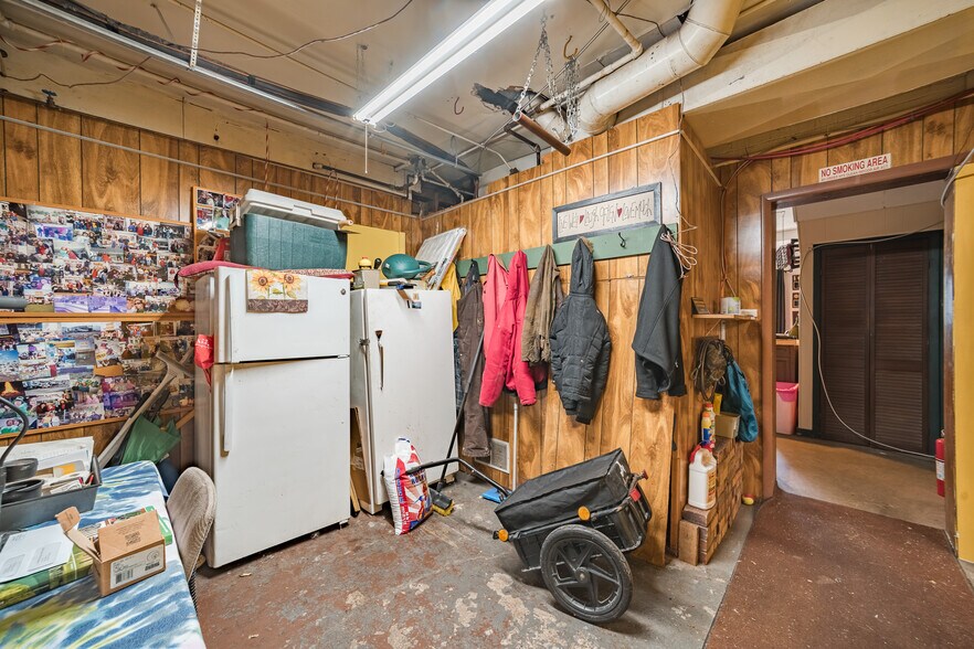 More Photos Of 406-408 Kirkpatrick St, Syracuse Freestanding For Sale