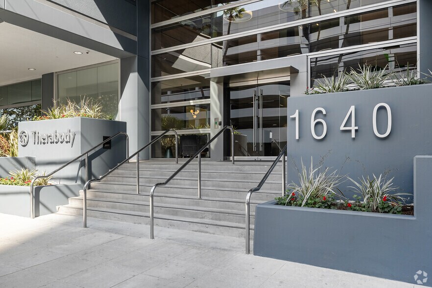 More Photos Of 1640 S Sepulveda Blvd, Los Angeles Office For Lease