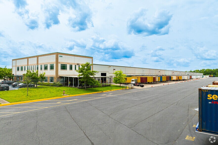 More Photos Of 3516 S Military Hwy, Chesapeake Distribution For Lease