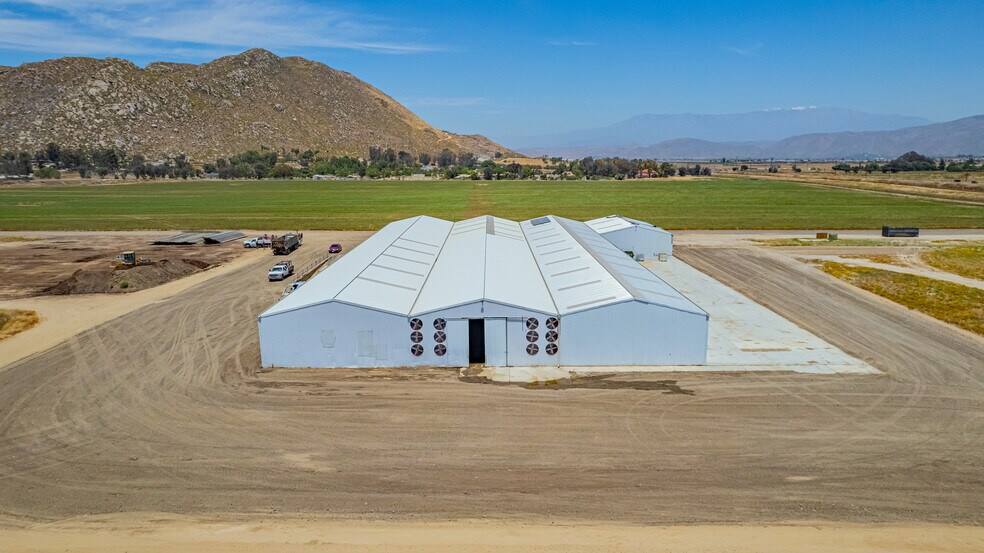 More Photos Of 35650 Hidden Springs Rd, Hemet Warehouse For Lease