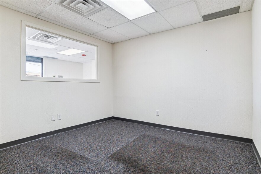 More Photos Of 5105 S Santa Fe Dr, Littleton Medical For Sale