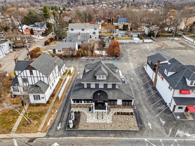 More Photos Of 3436 Lexington Ave, Mohegan Lake Restaurant For Sale