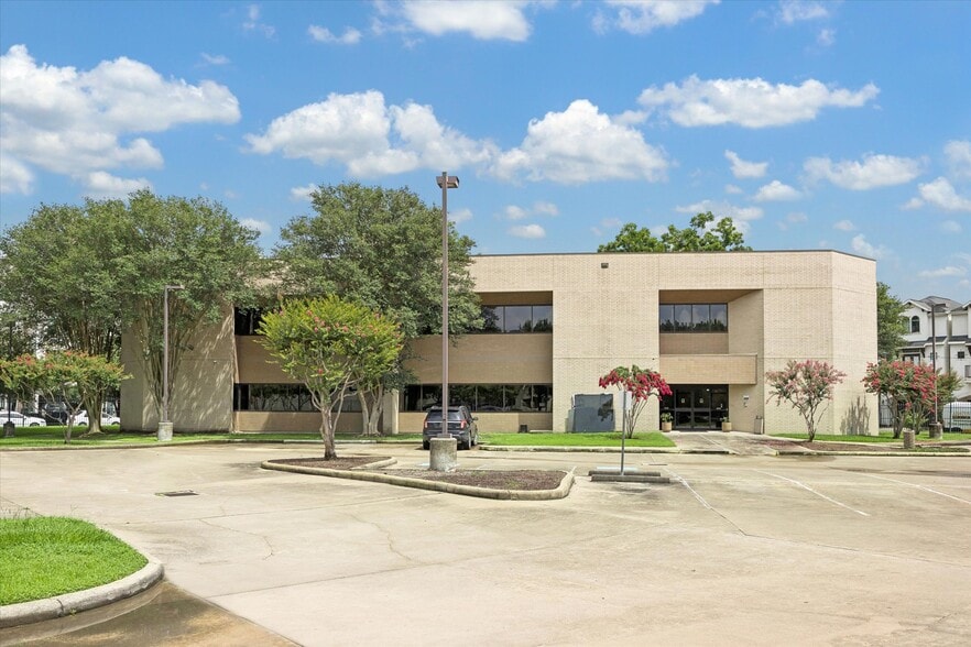 Primary Photo Of 4625 Lillian St, Houston Office For Lease