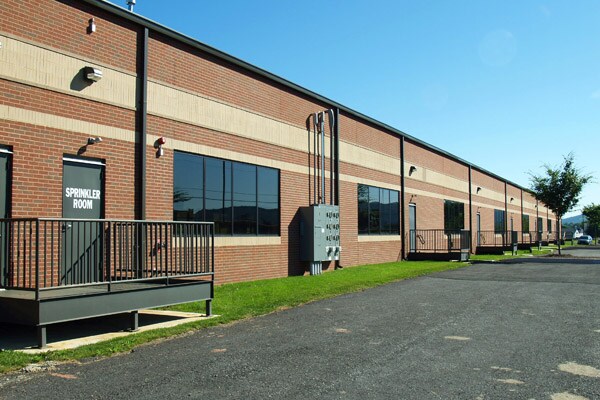 More Photos Of 1011 Reed Ave, Reading Office For Lease