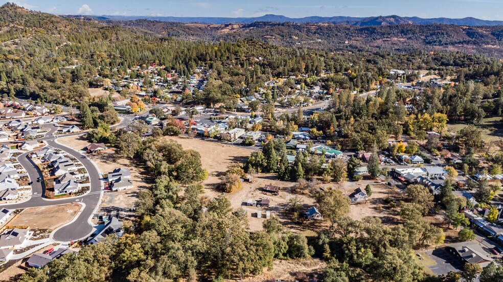 More Photos Of 206 Main St, Murphys Land For Sale