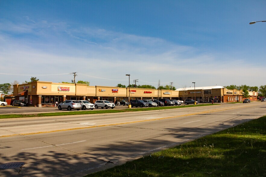 More Photos Of 10301-10345 Central Ave, Oak Lawn Unknown For Lease