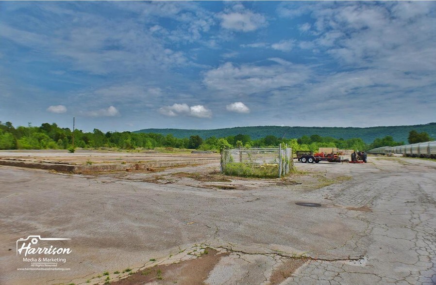 More Photos Of 13111 Memorial Pky SW, Huntsville Land For Sale