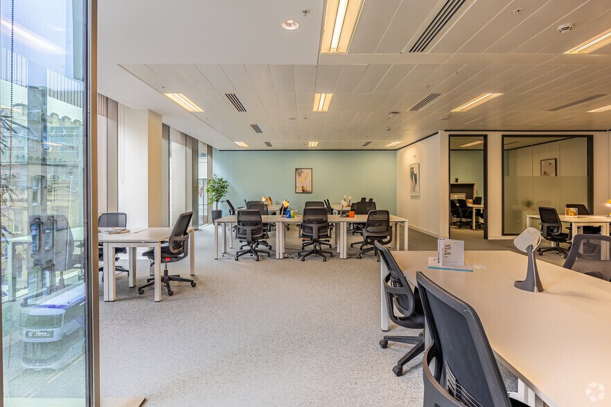 More Photos Of 1 West Regent St, Glasgow Coworking Space