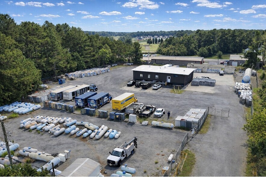 Primary Photo Of 13 Dean Dr NE, Cartersville Industrial For Lease