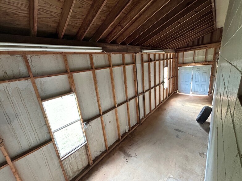 More Photos Of 3043 N Columbia St, Milledgeville Warehouse For Lease