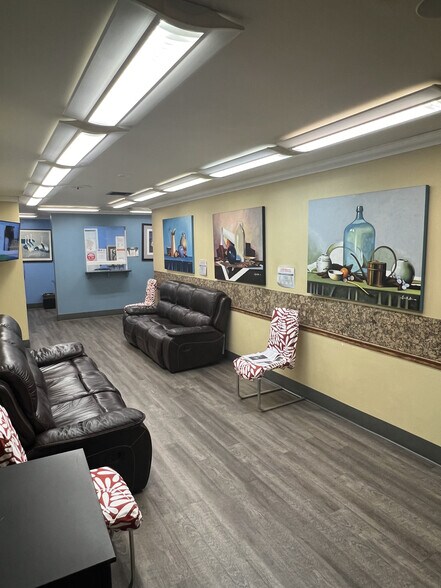 More Photos Of 5709-5715 Market St, Oakland Medical For Sale