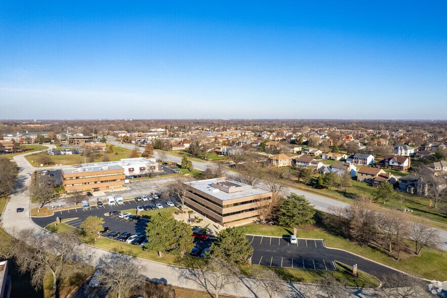 More Photos Of 20280 Governors Dr, Olympia Fields Unknown For Lease