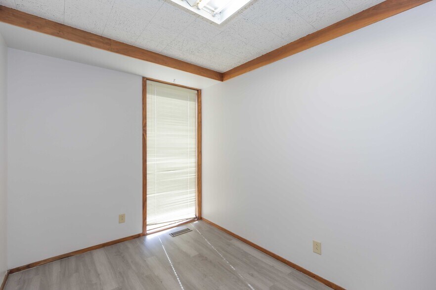 More Photos Of 4105 Tradewind St, Amarillo Office For Lease