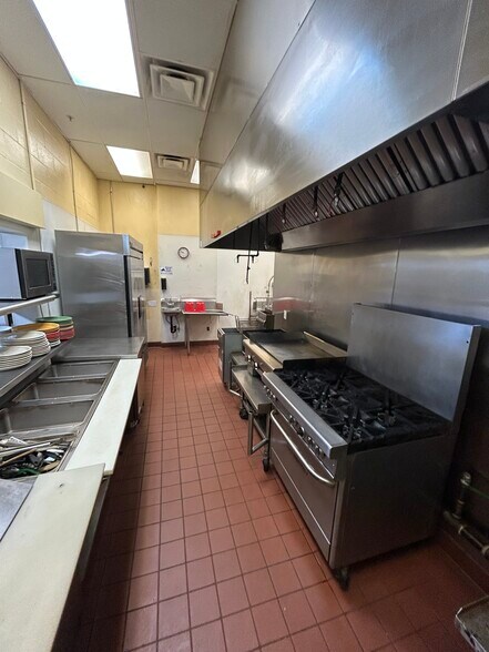 More Photos Of 1201-1443 S Carson St, Carson City General Retail For Lease