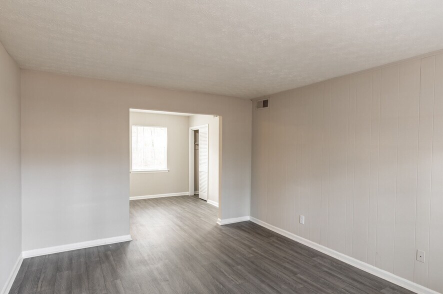 More Photos Of 235 Sycamore Dr, Athens Apartments For Sale