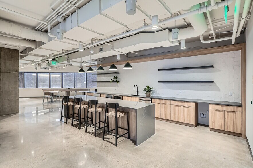 More Photos Of 1873 S Bellaire St, Denver Office For Lease