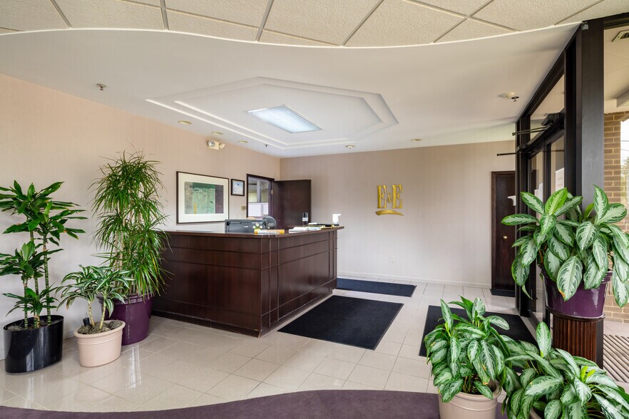 More Photos Of 7200 Miller Dr, Warren Research And Development For Lease