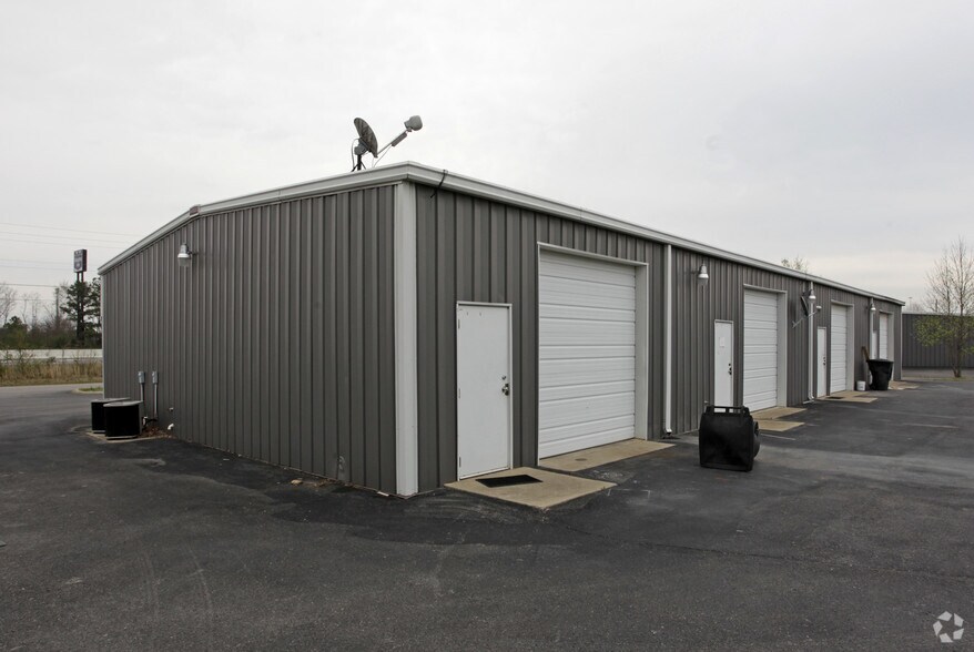 More Photos Of 2230 Southgate Blvd, Murfreesboro Flex For Lease