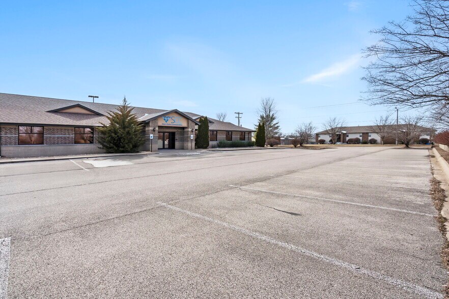 More Photos Of 4136 South Scenic, Springfield Office For Lease